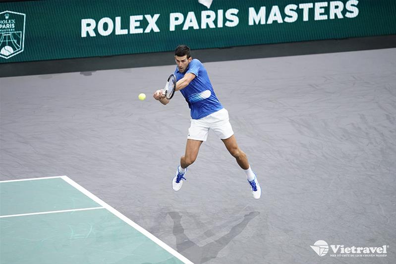 Pháp: Trải nghiệm Du thuyền sông Seine ngắm nhìn kinh đô Paris đầy thơ mộng - Xem trận tứ kết Giải quần vợt Rolex Paris Masters